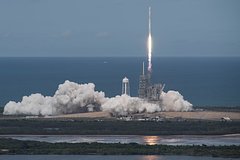 В США разрешили возобновить полеты Falcon 9