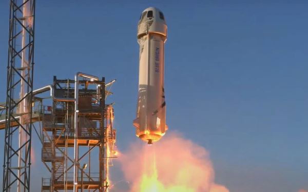 Blue Origin возобновила туристические полёты корабля New Shepard (Видео)